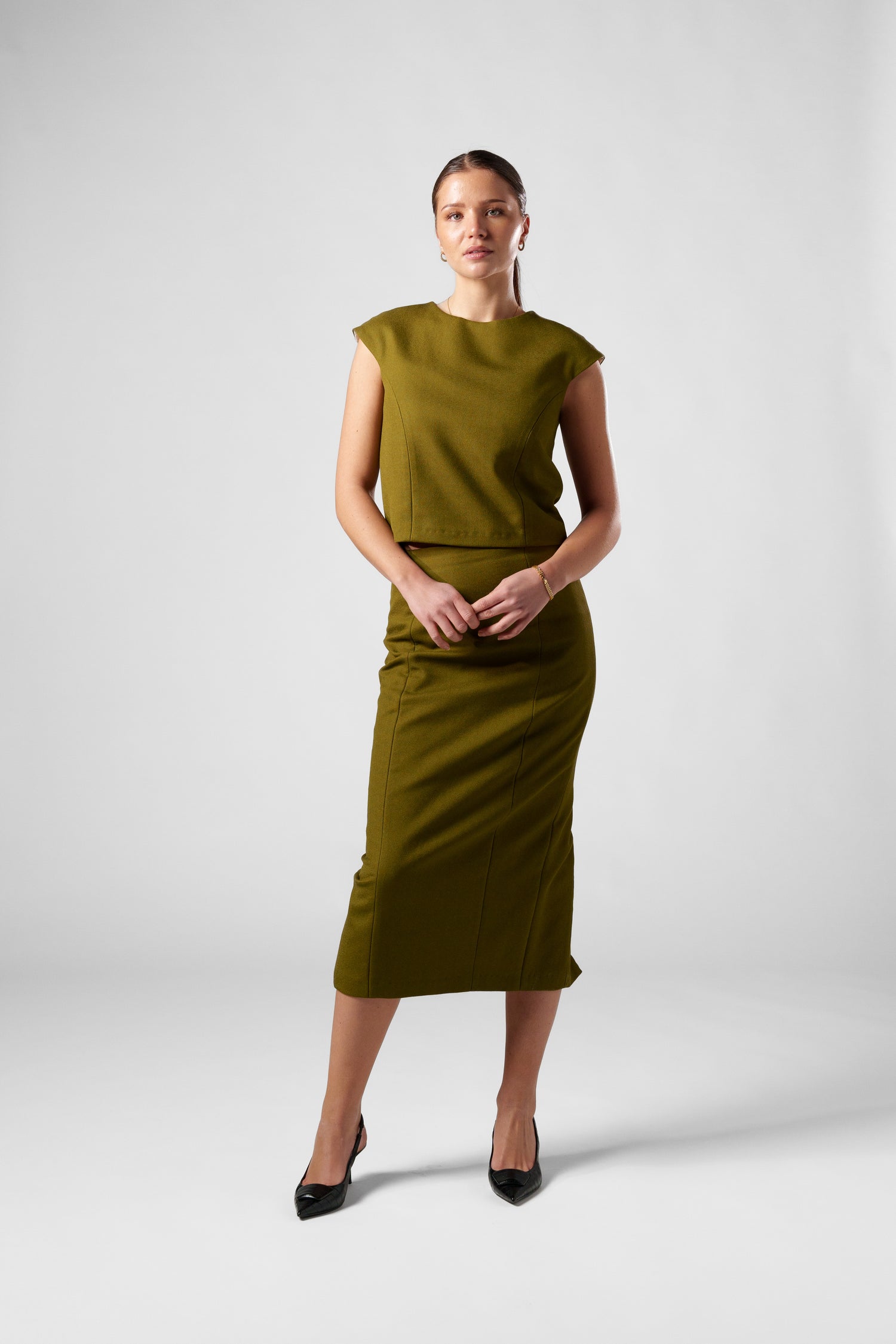 The Tailored Wool Skirt - Khaki Green